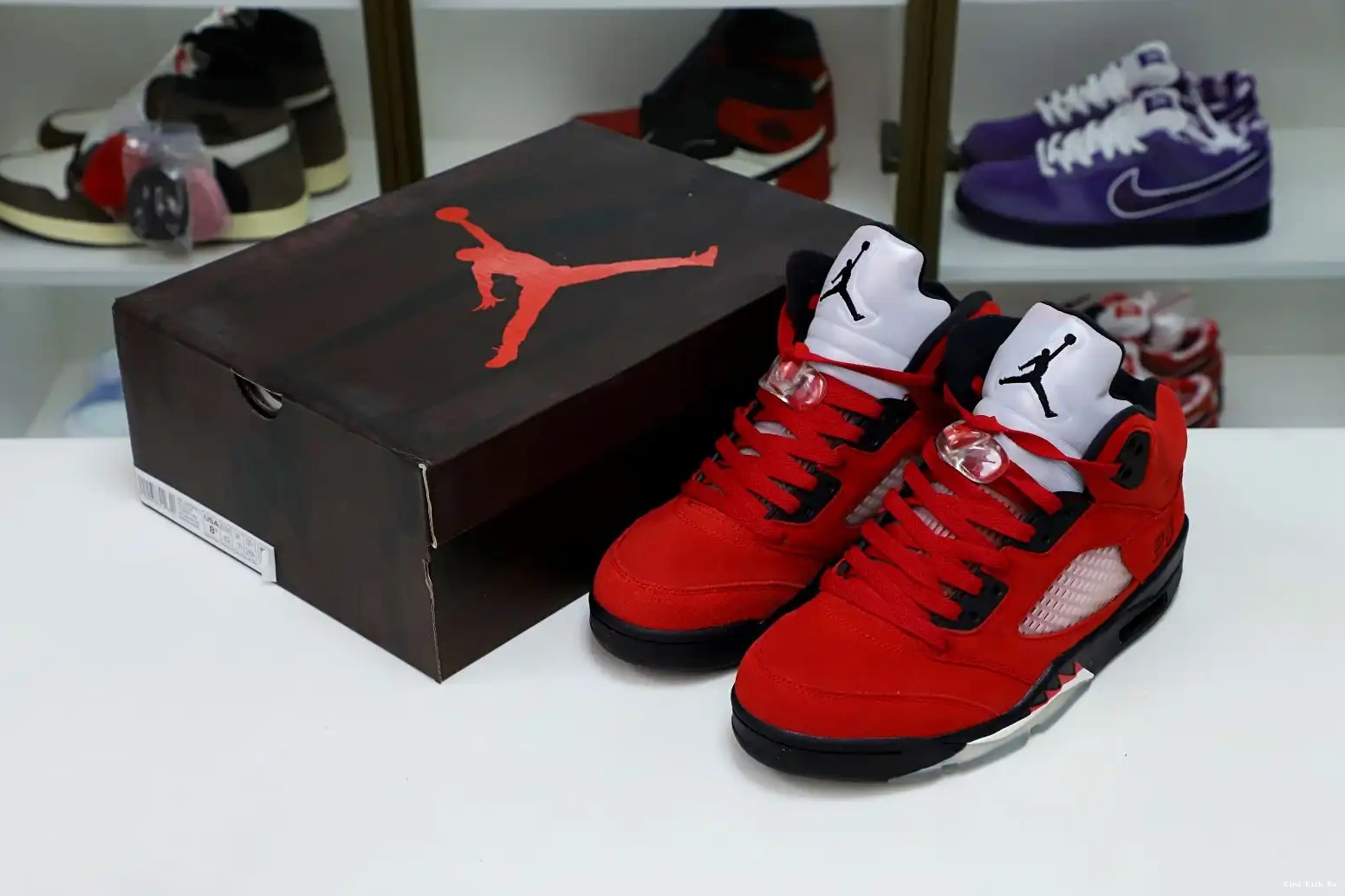 RAGING RETRO RED JORDAN AIR Kimikick SUEDE 5 BULL 0510